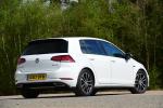 Volkswagen Golf TDI R-Line 5-Door 2017 года (UK)